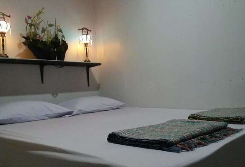 经济房, Adchara Mansion