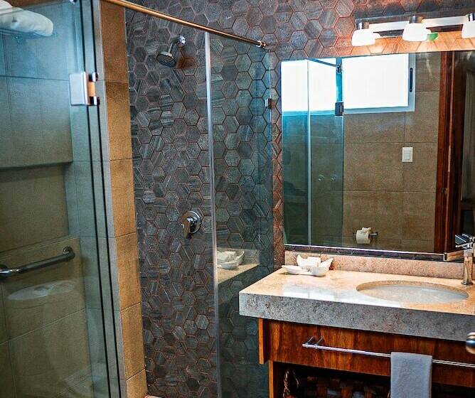 스탠다드 룸 킹사이즈 침대, Clipperton