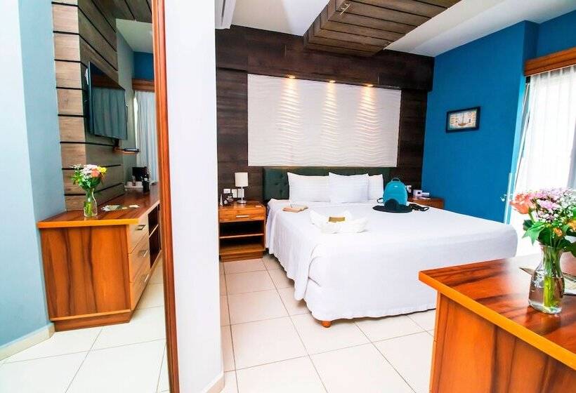 스탠다드 룸 킹사이즈 침대, Clipperton