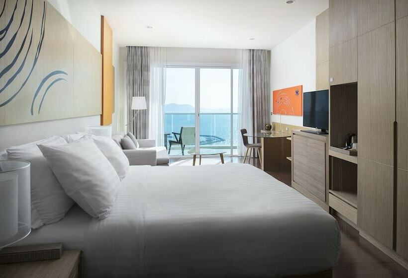 Студия Стандарт, White Sand Beach Residences Pattaya