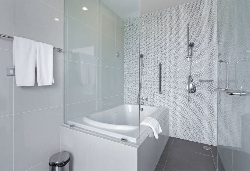 Апартаменты 2 Спальни, White Sand Beach Residences Pattaya