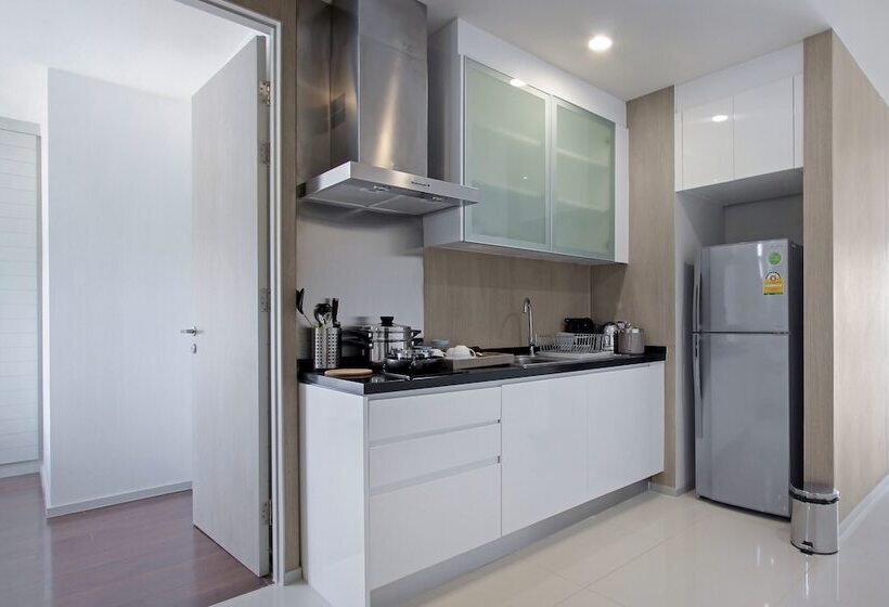 Апартаменты 2 Спальни, White Sand Beach Residences Pattaya