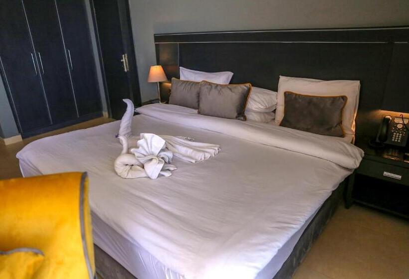 اتاق استاندارد با تخت بزرگ, O Beach Hotel & Resort