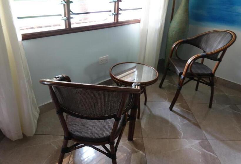 سوییت با چشم‌انداز باغ, Residence Maison Müge