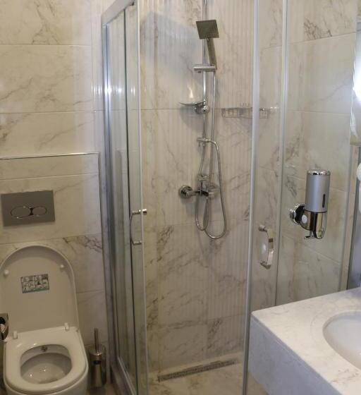 اتاق استاندارد یک نفره, Aen Hotel Old City