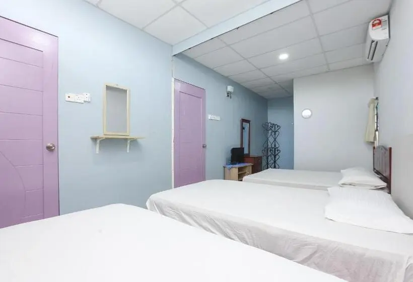 ファミリールーム, Spot On 89796 D Noor Budget Inn