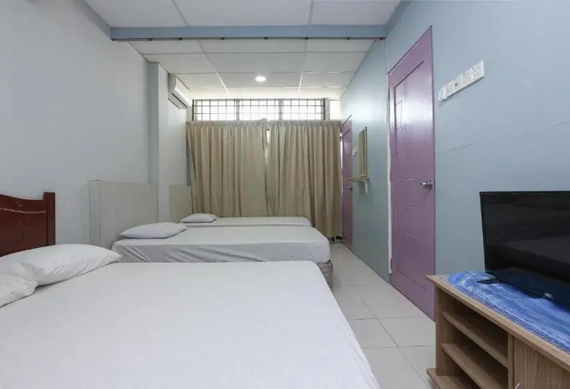 ファミリールーム, Spot On 89796 D Noor Budget Inn