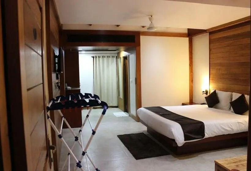 庭の見えるエクゼクティブルーム, Aparupa Sands Marina Beach Resort