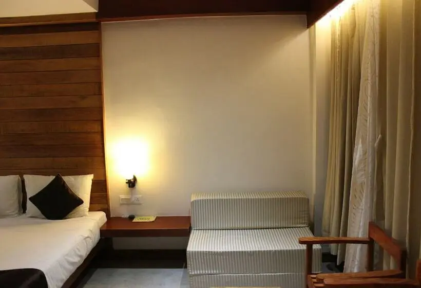 庭の見えるエクゼクティブルーム, Aparupa Sands Marina Beach Resort