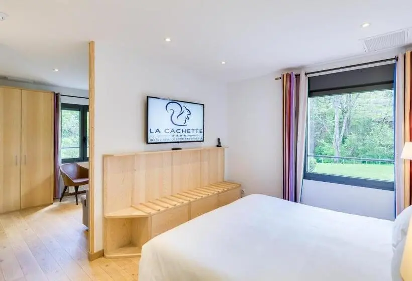 Junior Suite met Uitzicht op de Tuin, La Cachette