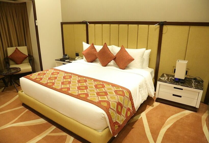 スーペリアールーム, Radisson Lucknow City Center