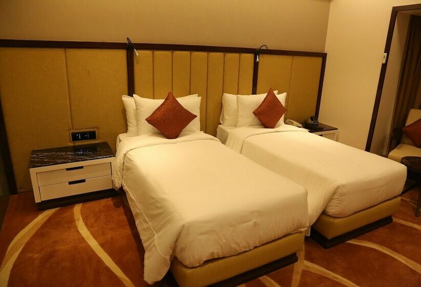 スーペリアールーム, Radisson Lucknow City Center