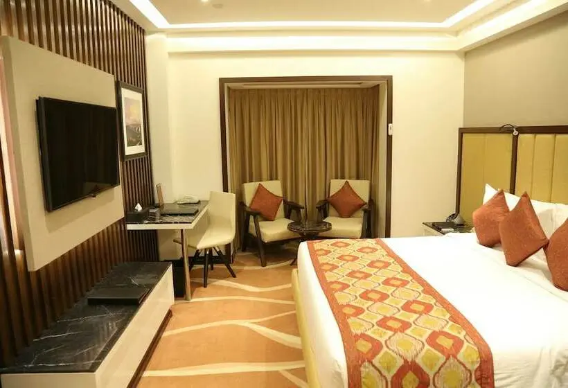 スーペリアールーム, Radisson Lucknow City Center