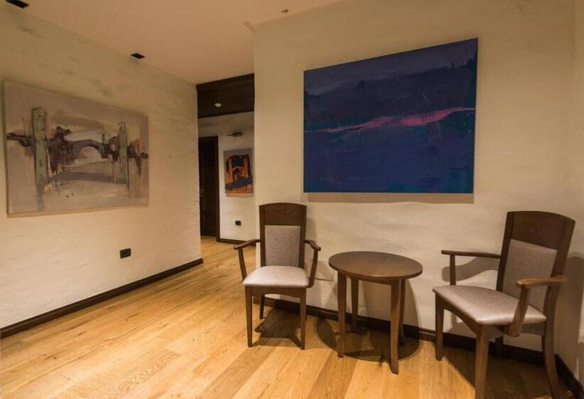 اتاق استاندارد, Tiffany