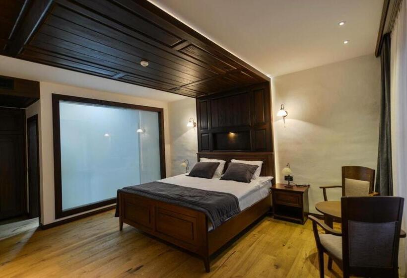 اتاق لوکس, Tiffany