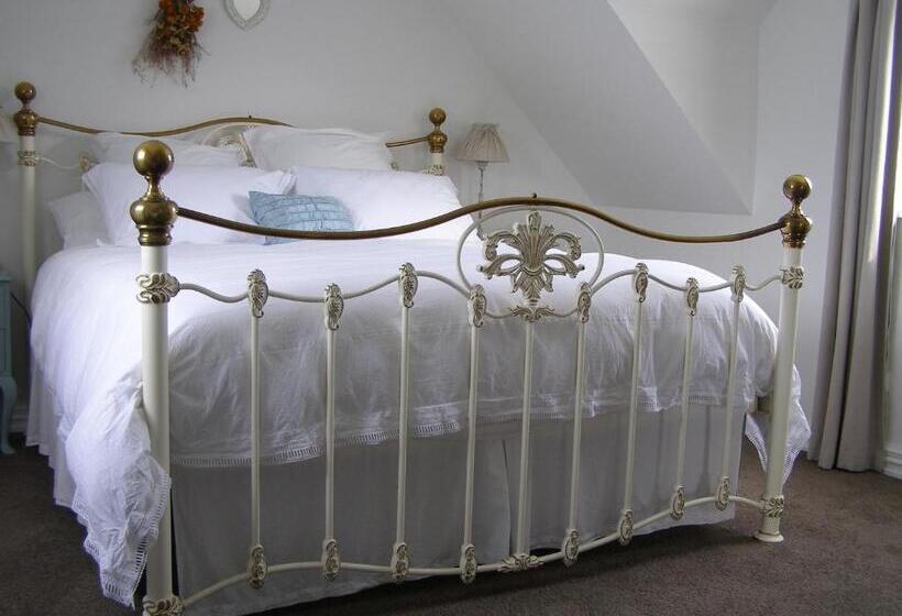 Номер Стандарт Вид на Сад, Ashley Villa Bnb