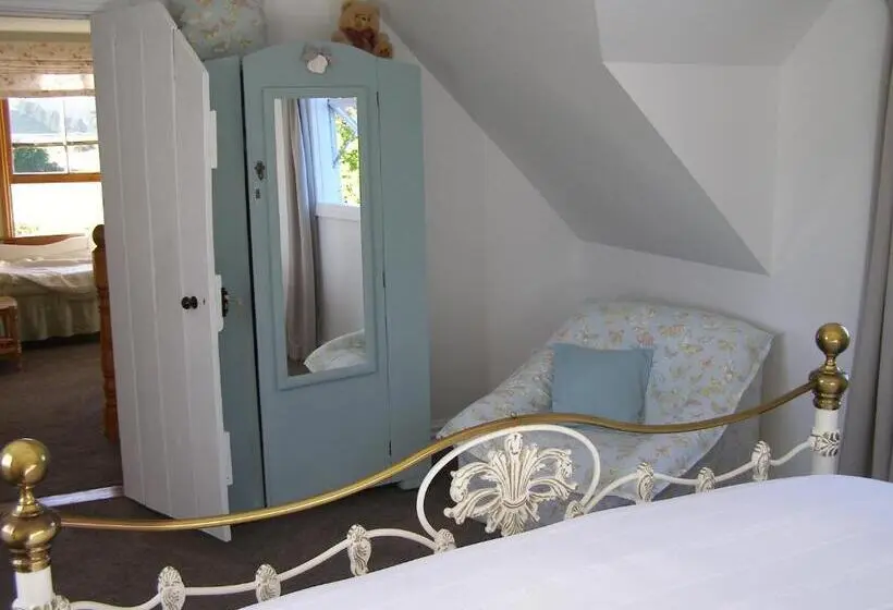 Standard-huone Puutarhanäkymä, Ashley Villa Bnb