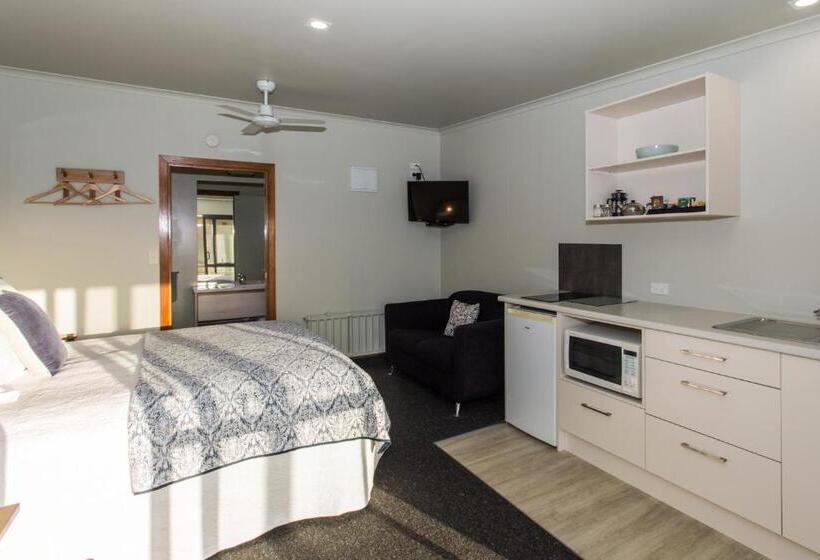 스탠다드 스튜디오 킹침대, Haast Beach Motel