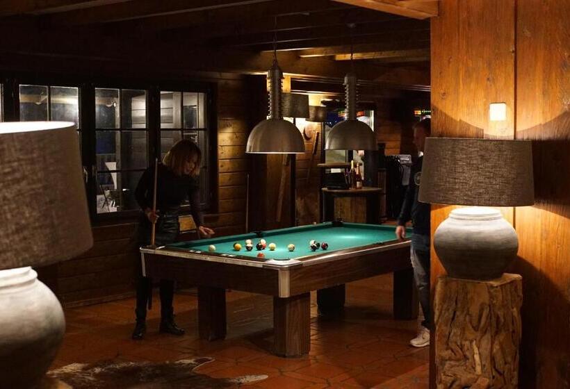 스탠다드 룸 산 전망, Champoussin Lodge