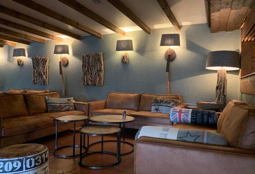 디럭스 트리플 룸, Champoussin Lodge