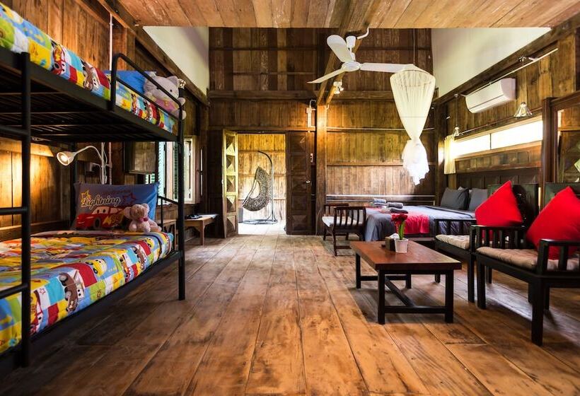 جناح عائلي, Kampot River Residence