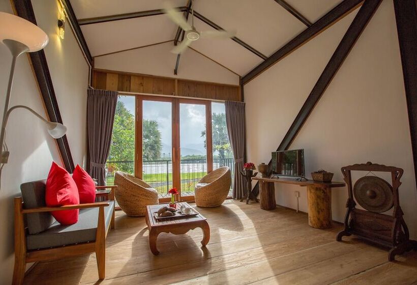 جناح عائلي, Kampot River Residence