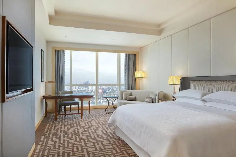 キングサイズベッドのクラブルーム, Sheraton Petaling Jaya