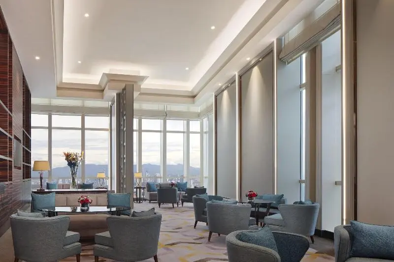 キングサイズベッドのクラブルーム, Sheraton Petaling Jaya