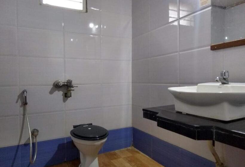 Номер Стандарт Трехместный, Surya