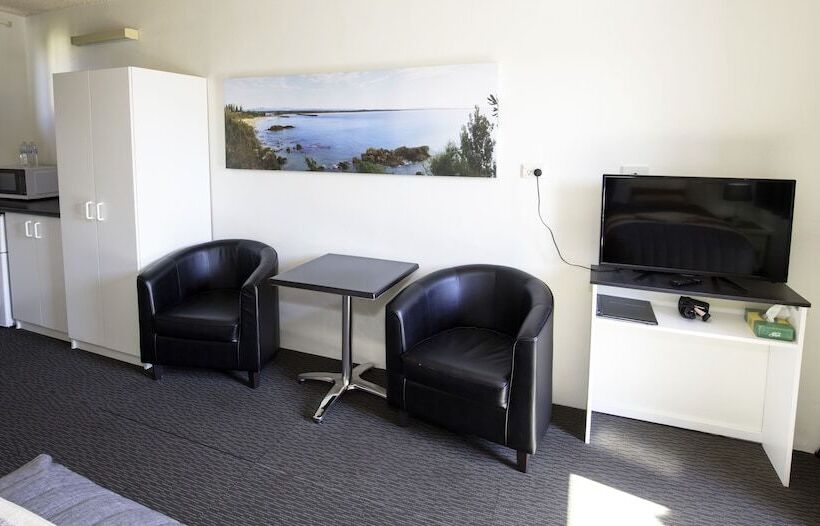 Номер Deluxe, Mariner Motel