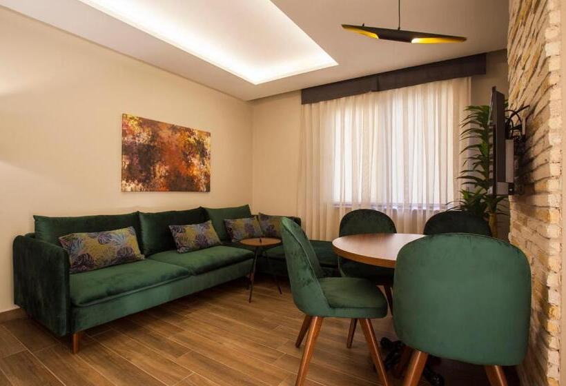 四人标准间, Maxuite Hotel In Home