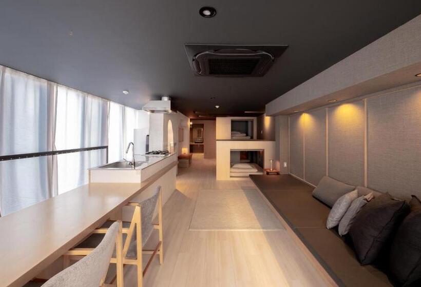 Apartament 1 Dormitori amb Terrassa, Aet