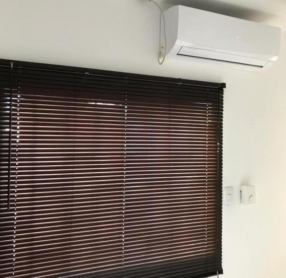 이코노미 싱글 룸, Barcelona