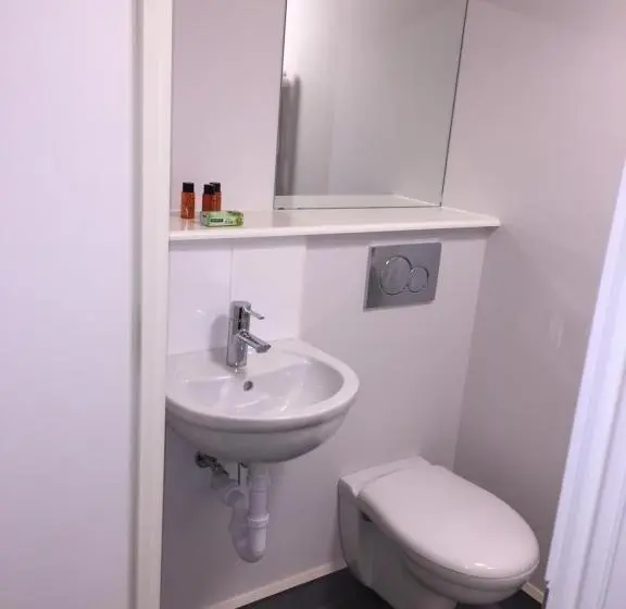 Standard Yhden Hengen Huone, The Sidings Inverurie