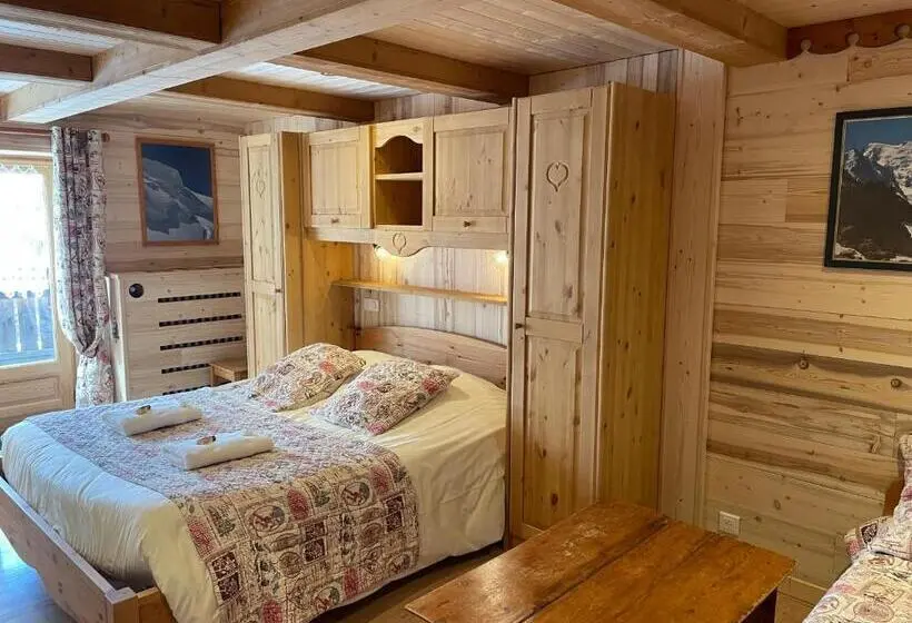 اتاق استاندارد سه نفره, Chalet L'aiglon