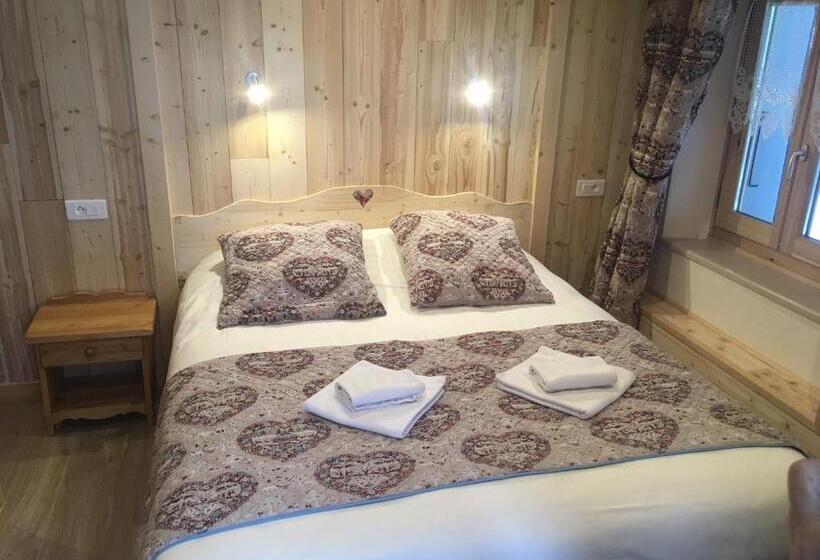 اتاق استاندارد سه نفره, Chalet L'aiglon