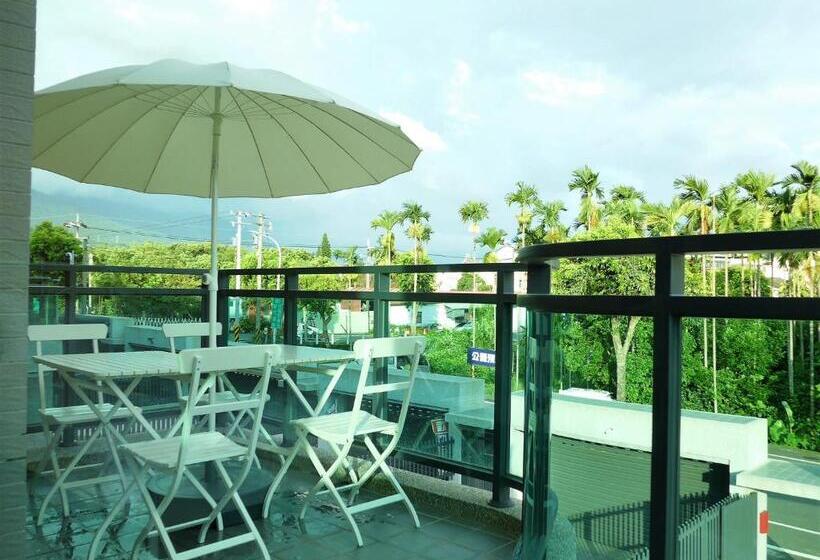 اتاق سوپریور با چشم‌انداز شهر, 集集16號 百大金質好客民宿