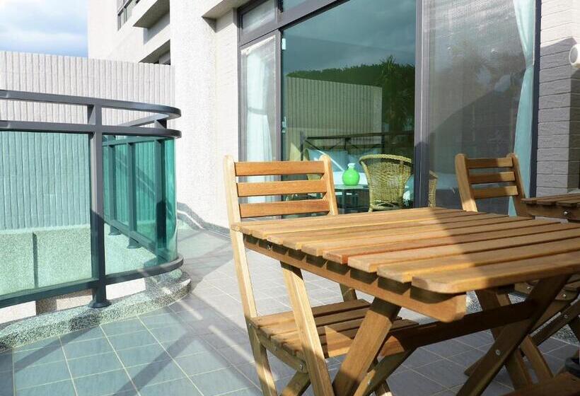 اتاق خانوادگی با چشم‌انداز کوه, 集集16號 百大金質好客民宿