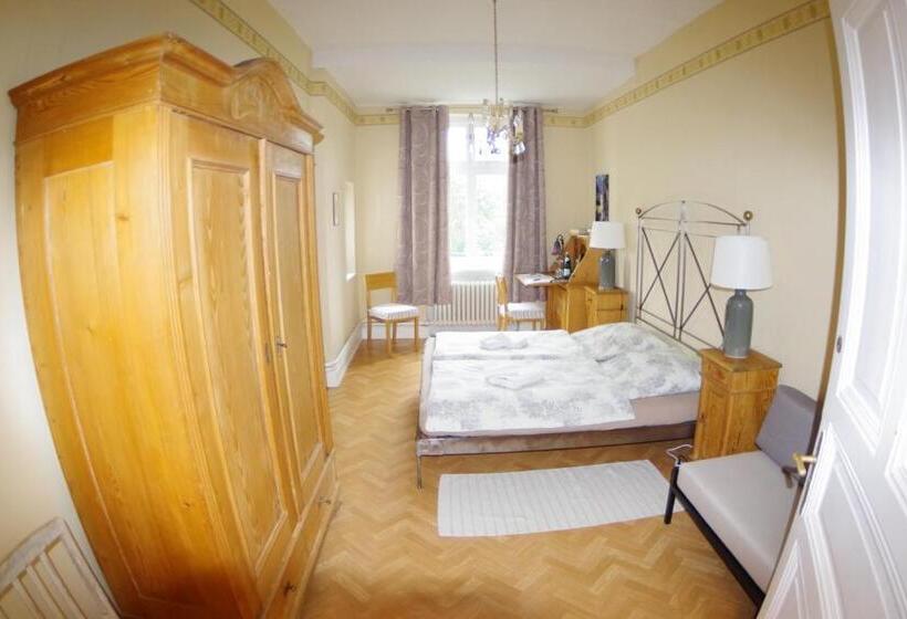 Люкс Вид на Реку, Wohnen Im Burg