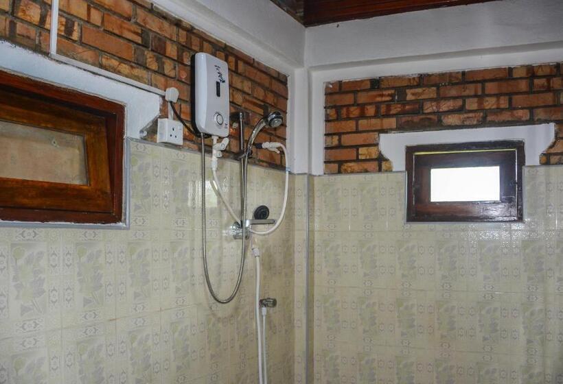 اتاق خانوادگی با چشمانداز دریا, Blue Horizon Beach