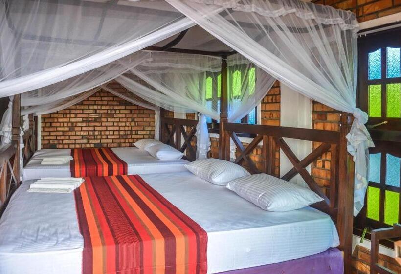 غرفة عائلية مطلّة علي البحر, Blue Horizon Beach