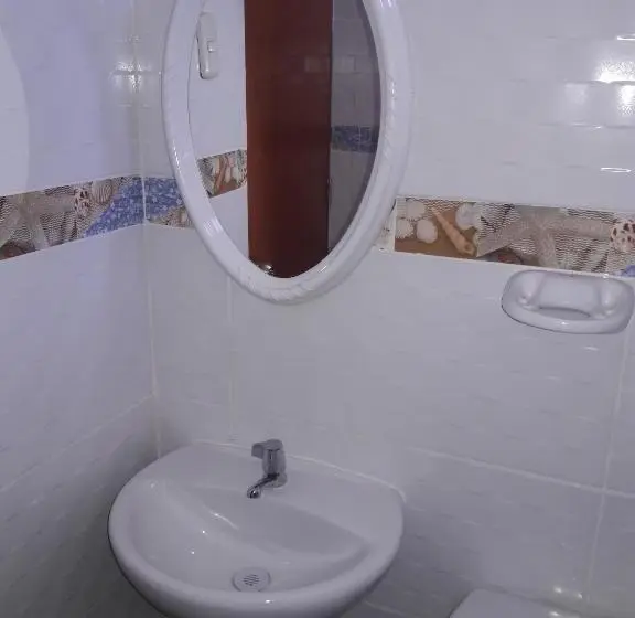 Standard-bungalow 2 Makuuhuonetta, Bungalows Rupay Wasi