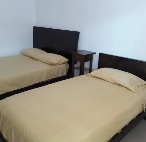 Standard Kolmen Hengen Huone, Bungalows Rupay Wasi