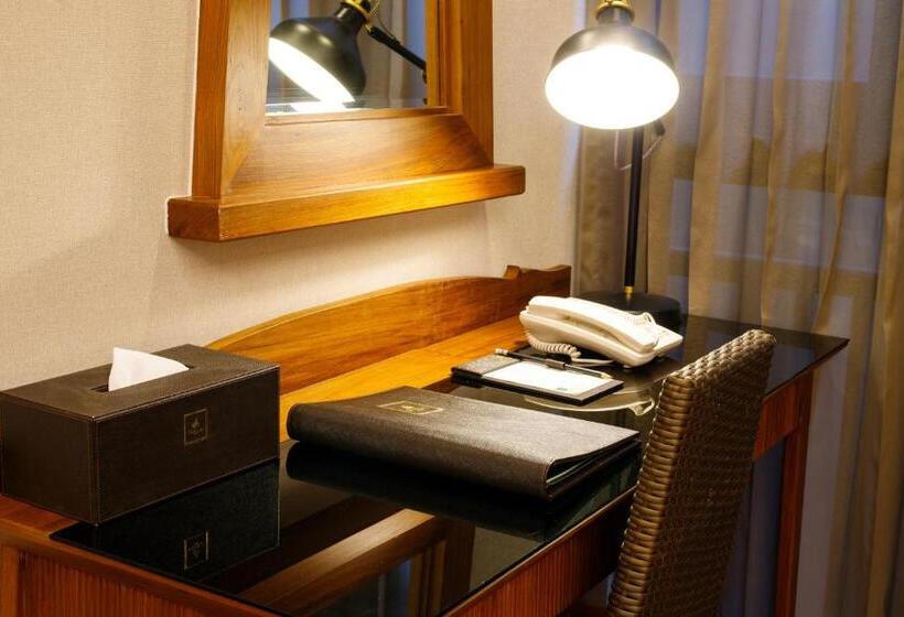 غرفة سوبيريور, Chala Number6