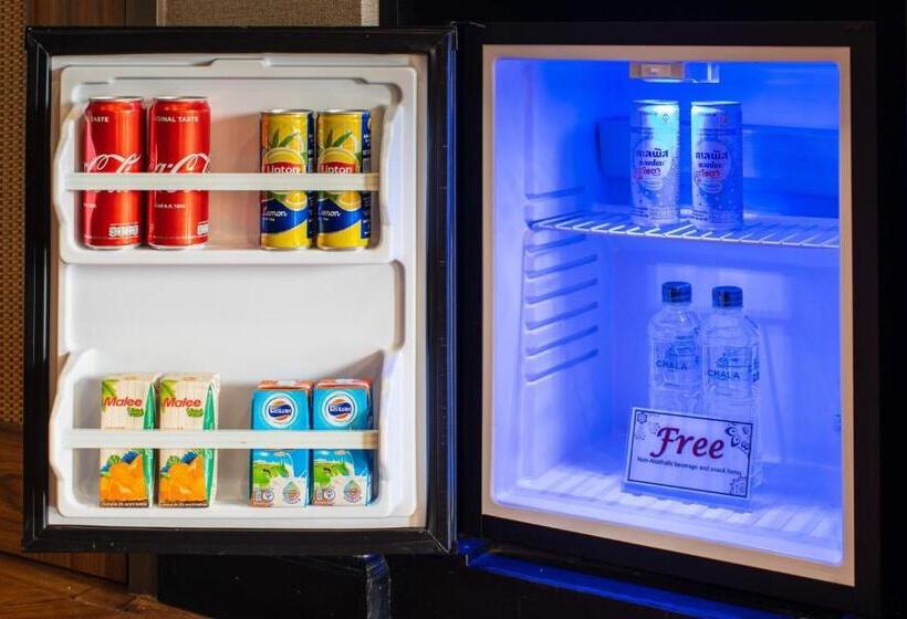 جناح ملكى, Chala Number6