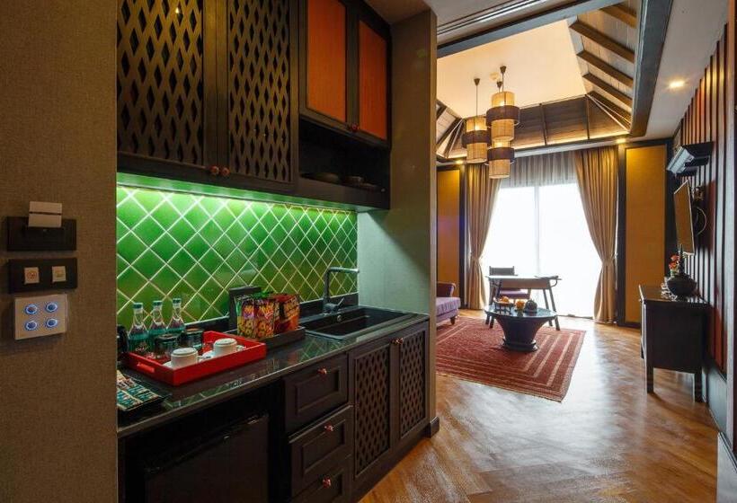 جناح ملكى, Chala Number6