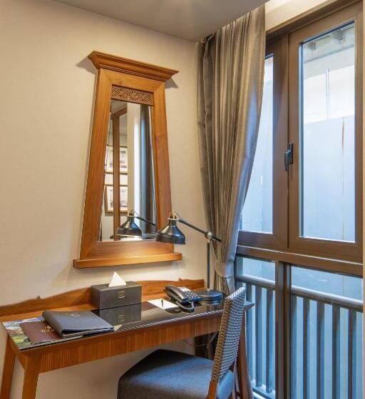 غرفة ديلوكس, Chala Number6