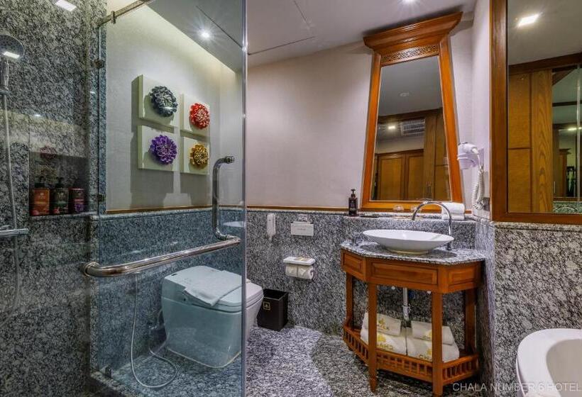 غرفة ديلوكس عائلية, Chala Number6