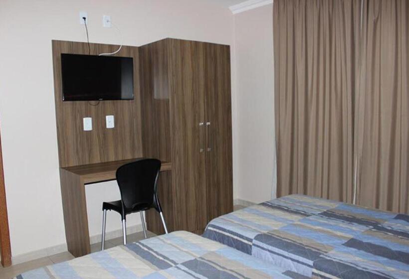 Номер Deluxe, Do Comércio