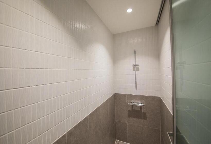 اتاق سوپریور چهار تخته, Hôtel De ľeau